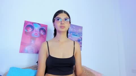 Snapshot of cailin_dione chatting on 05-02-26, 03:22 cailin_dione online show from 05-02-26, 03:22