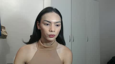 Snapshot of caitessa_bellemoir chatting on 12-15-25, 08:07 caitessa_bellemoir online show from 12-15-25, 08:07