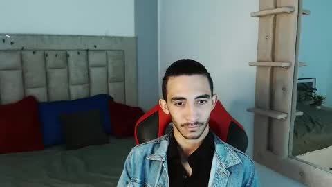 Snapshot of caius_fox chatting on 01-06-26, 11:03 caius online show from 01-06-26, 11:03