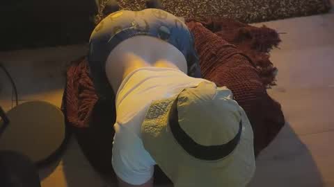 Snapshot of caked_up chatting on 01-11-26, 03:00 Caked Up online show from 01-11-26, 03:00