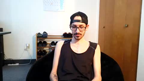 Snapshot of cal_xxx chatting on 05-24-26, 07:41 Cal XXX online show from 05-24-26, 07:41