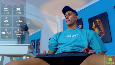 Snapshot of calavalerio chatting on 01-09-25, 08:22 Valerio online show from 01-09-25, 08:22