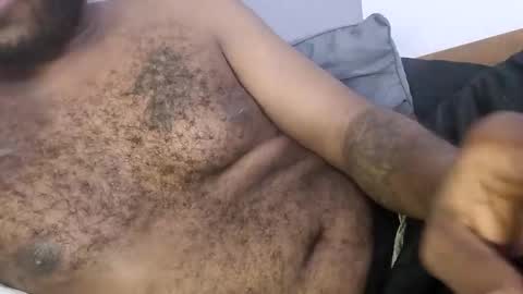 Snapshot of caliclysm12 chatting on 10-25-25, 01:51 Caliclysm online show from 10-25-25, 01:51