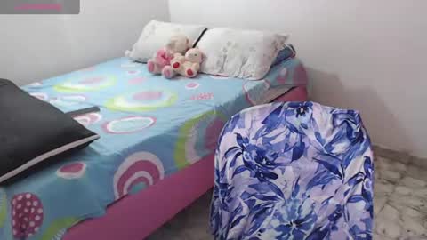 caliente_in_passion online show from 08-02-26, 01:48
