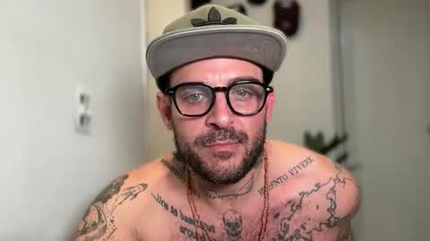 CaliforniaBrazilian online show from 04-21-26, 01:29