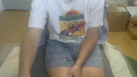 Snapshot of califun4u chatting on 01-27-25, 12:01 califun4u online show from 01-27-25, 12:01