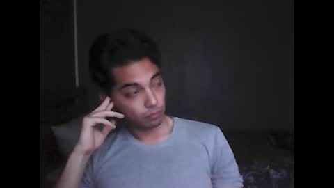 Snapshot of caligula_99 chatting on 12-21-25, 11:34 Calgula online show from 12-21-25, 11:34