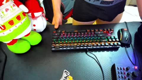 calihotcaliente27 online show from 12-25-24, 09:33