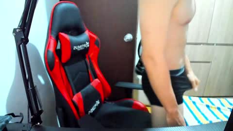 calihotcaliente27 online show from 01-10-25, 10:06