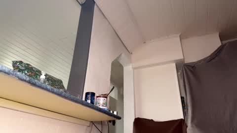 Snapshot of caliiie_of chatting on 12-16-24, 12:38 Caliiie of online show from 12-16-24, 12:38