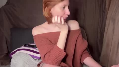 Snapshot of caliiie_of chatting on 02-17-25, 06:20 Caliiie of online show from 02-17-25, 06:20