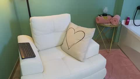 Calipso Parisi online show from 03-27-26, 01:44