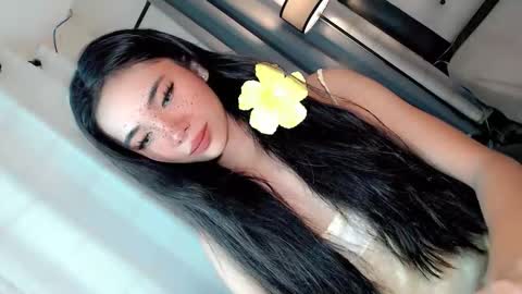 Snapshot of call_me_nina chatting on 05-31-26, 02:09 call_me_nina online show from 05-31-26, 02:09