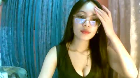 Freya online show from 10-11-25, 08:13