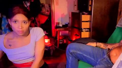 Snapshot of callamariestoneyhawk chatting on 01-08-25, 05:48 Calle Marie Stoney Hawk online show from 01-08-25, 05:48