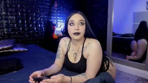 Snapshot of calliope_dark chatting on 09-15-25, 12:38 calliope_dark online show from 09-15-25, 12:38
