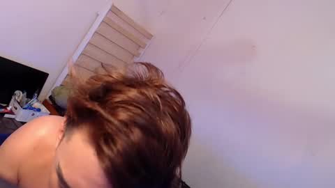 Snapshot of callme_gameslayer chatting on 12-02-24, 05:48 Arthr online show from 12-02-24, 05:48