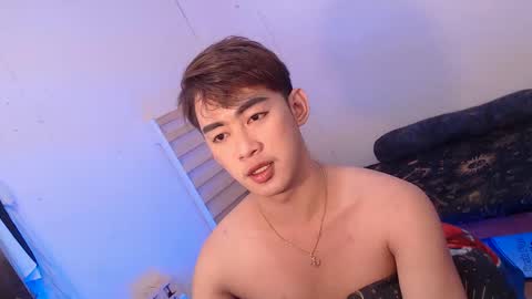 Snapshot of callme_gameslayer chatting on 12-30-24, 01:36 Arthr online show from 12-30-24, 01:36