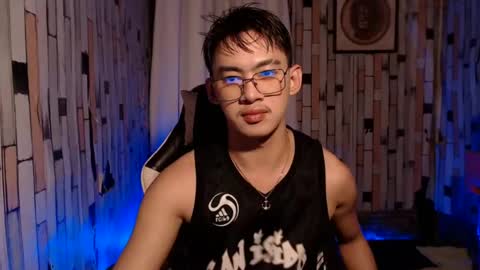 Snapshot of callme_gameslayer chatting on 01-21-25, 09:03 Arthr online show from 01-21-25, 09:03