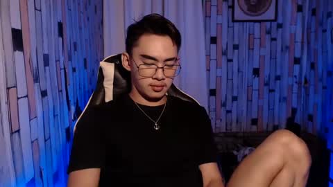 Snapshot of callme_gameslayer chatting on 01-22-25, 02:46 Arthr online show from 01-22-25, 02:46