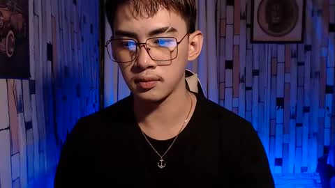 Snapshot of callme_gameslayer chatting on 01-27-25, 08:51 Arthr online show from 01-27-25, 08:51