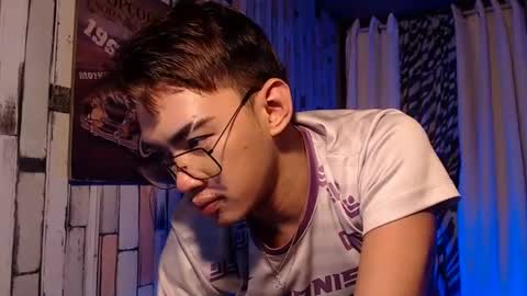 Snapshot of callme_gameslayer chatting on 01-27-25, 12:16 Arthr online show from 01-27-25, 12:16