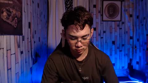 Snapshot of callme_gameslayer chatting on 01-30-25, 06:32 Arthr online show from 01-30-25, 06:32