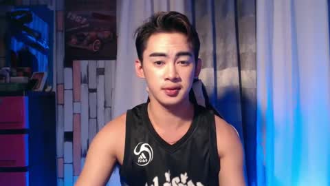 Snapshot of callme_gameslayer chatting on 03-12-25, 10:16 Arthr online show from 03-12-25, 10:16