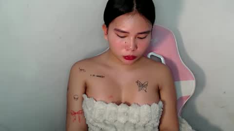 Snapshot of callme_remaxxx7 chatting on 12-13-25, 07:53 Rema online show from 12-13-25, 07:53