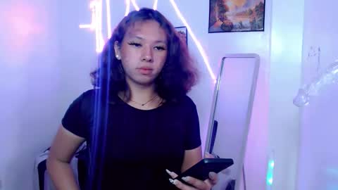 Snapshot of callme_shantal chatting on 05-21-26, 05:25 SHANTAL online show from 05-21-26, 05:25