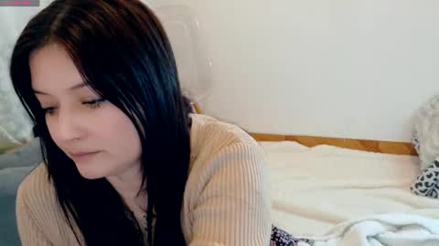 Snapshot of callme_vicky chatting on 10-18-25, 12:17 ViCtOriA online show from 10-18-25, 12:17