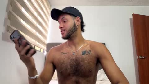 Snapshot of callmeby_lebron chatting on 03-17-26, 12:30 LeBron online show from 03-17-26, 12:30