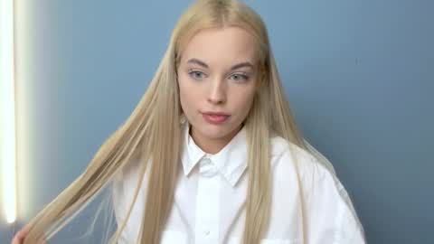 Snapshot of callmemargo chatting on 09-21-25, 10:50 Im Margo where is my Joker online show from 09-21-25, 10:50