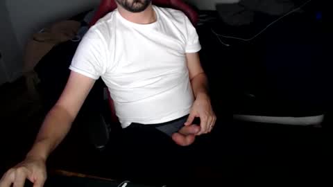 Snapshot of callmethe1 chatting on 12-21-25, 08:43 DesertBoy2023 online show from 12-21-25, 08:43