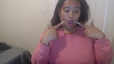 Snapshot of cals9x chatting on 11-06-25, 11:04 camzxoxox online show from 11-06-25, 11:04