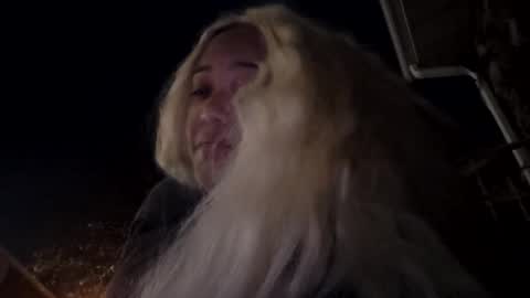 Snapshot of cals9x chatting on 02-28-26, 03:29 camzxoxox online show from 02-28-26, 03:29