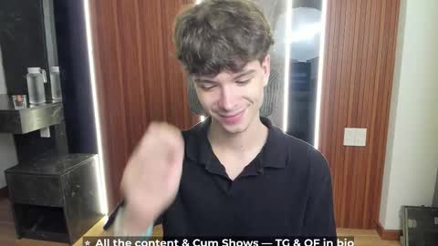 Hey I am Calvin  online show from 03-31-26, 05:13