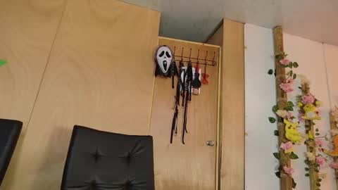 Calvin Sousa online show from 12-04-25, 07:33