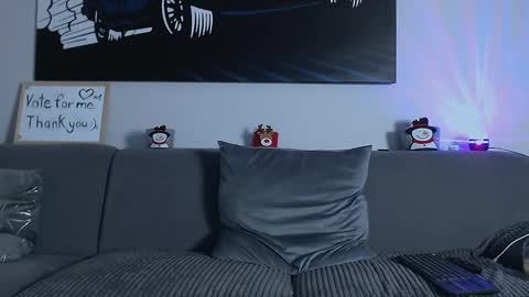 Calvin  online show from 12-31-24, 06:27