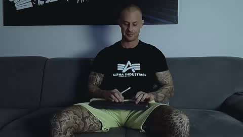 Calvin  online show from 11-02-25, 10:12