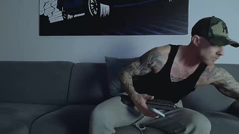 Calvin  online show from 11-20-25, 11:48