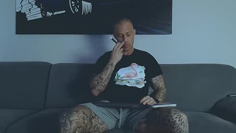 Snapshot of calvinhunt69 chatting on 03-02-26, 07:37 Calvin online show from 03-02-26, 07:37