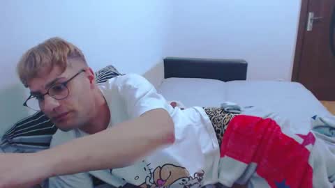 Snapshot of calvinjohnlad chatting on 01-10-25, 04:09 Calvinjohnlad online show from 01-10-25, 04:09