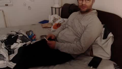 Snapshot of calvinjohnlad chatting on 11-10-25, 11:04 Calvinjohnlad online show from 11-10-25, 11:04