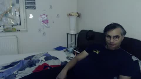 Snapshot of calvinjohnlad chatting on 11-22-25, 06:07 Calvinjohnlad online show from 11-22-25, 06:07