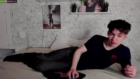 Calvin Owens online show from 03-09-25, 03:54