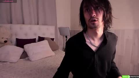 Snapshot of calvinowens chatting on 07-15-26, 03:12 Calvin Owens online show from 07-15-26, 03:12