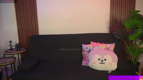 Calypso and Kayla online show from 04-11-26, 12:59