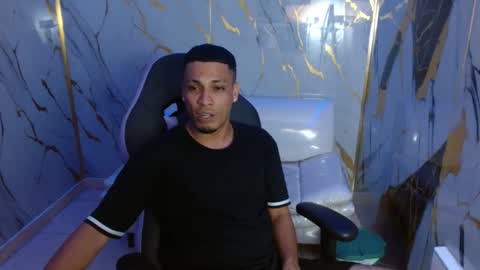 Snapshot of cam_xman chatting on 05-14-26, 07:04 cam_xman online show from 05-14-26, 07:04