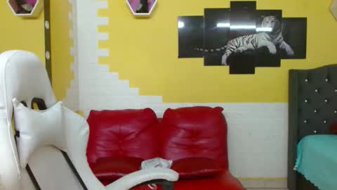 Snapshot of cam_xman chatting on 05-23-26, 07:18 cam_xman online show from 05-23-26, 07:18